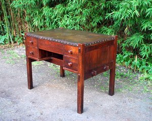 Early Gustav Stickley Writing Desk 1902